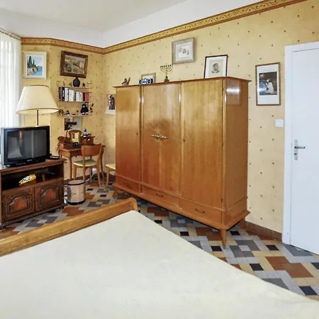 2 Bedroom Gorgeous In قرقشونه